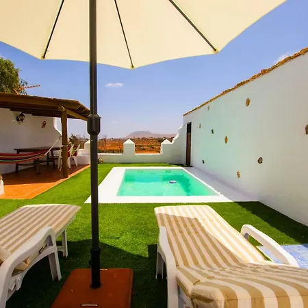 Fuerte Holiday Stargaze Pool Вилла *